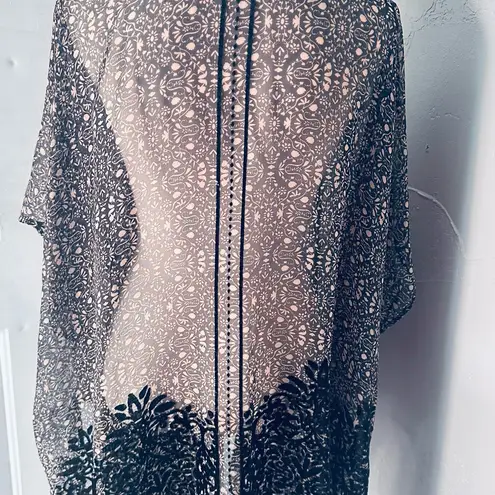 DR2 Black Boxy Oversized Tunic Top