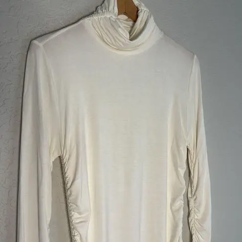 Soft Surroundings NEW Great Shape Turtleneck Ivory Cream Minimalist 26157 Medium