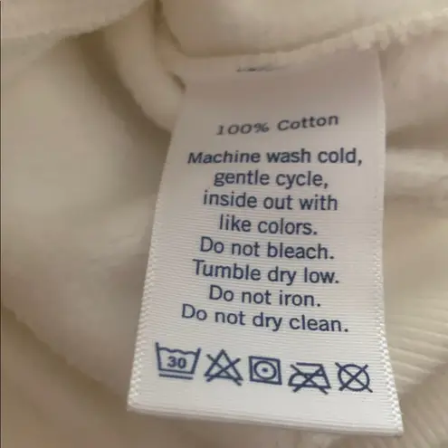 NEW CLARE V. iconique long sleeve sweatshirt in white with peony letters small