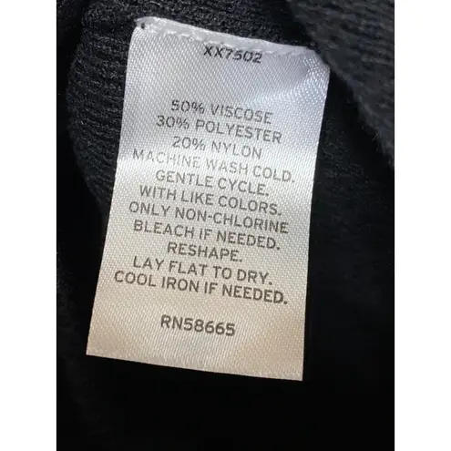 NEW BP. Black Rib Knit V