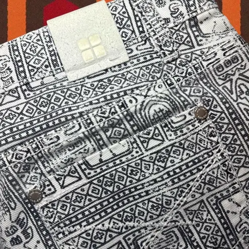 ✨ Exclusive Drop: Insight @ PacSun Aztec Print High Waisted Cheeky Denim Shorts Black Size 6