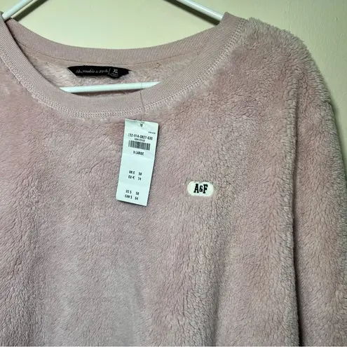 Abercrombie & Fitch  Pink Sherpa Fleece Fluffy Fuzzy Crewneck Sweater NWT Sz XL