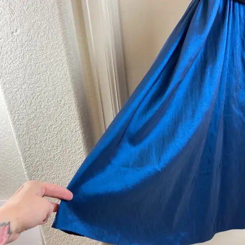 🌞Niki by Niki Livas Black Ruched Halter Top with Blue Metallic Midi Dress Size 2