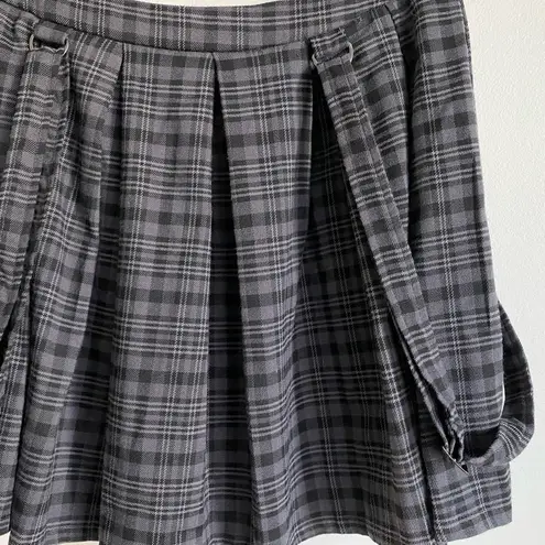 Hot Topic  Plaid Mini Skirt Black Grey Pleated Suspenders Sz Small