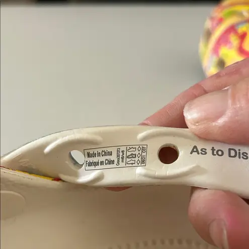 Crocs  Disney 50th Anniversary Park Map Men’s Size 6 Women’s Size 8 - Image 9