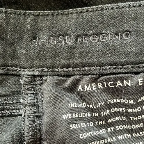 American Eagle AEO  The Dream Jean Hi Rise Ripped Jeggings Black Size 4 SHORT