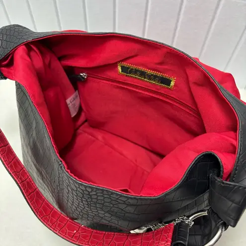 Carlos‎ Falchi Vintage black
Soft Leather Drawstring CROSSBODY Bag Black