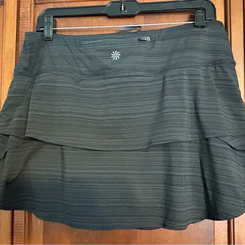 Athleta  dark gray “Swagger” tiered ruffle skort size Large