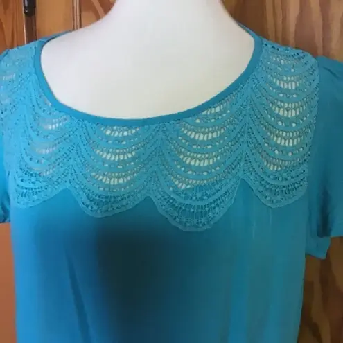 Solitaire Bright blue dressy blouse