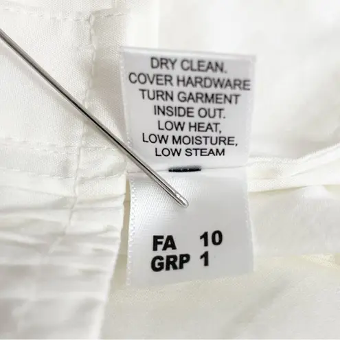 St. John Cream Ruffled Pin-Tuck Roll Tab Long Sleeve Button Front Blouse Size 2