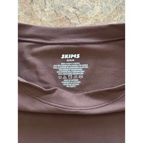 SKIMS Fits Everybody Long Sleeve T-Shirt Cocoa Size Medium