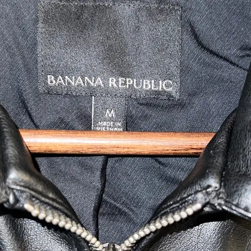 Banana Republic  Women’s Black Vegan Leather Zipper Pocket Full Zip Jacket Size M