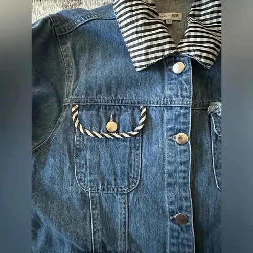 Samantha Sipos Gingham Collar Embroidered "Girls"
Denim Jacket Size Medi… Blue Size M
