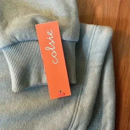 NWT Colsie Top Blue - Image 3