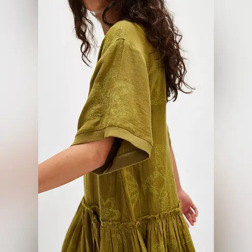 Free People NWOT  Picking Petals Embroidered Mini Tunic Dress in Cardamom Seed XS