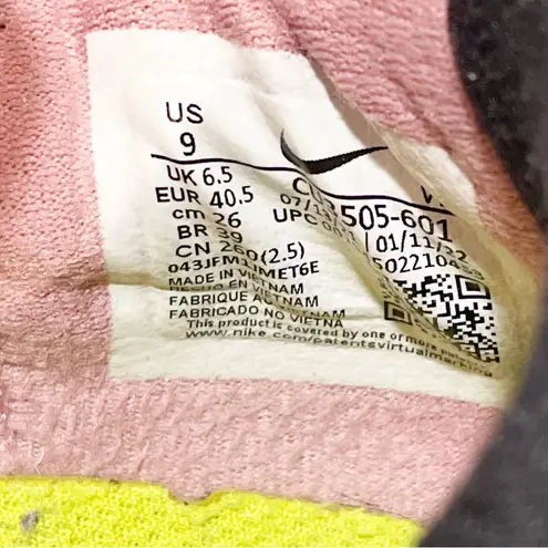 Nike  Womens Size 9 Pink Renew Run 2 Running Shoe Low Top Sneaker