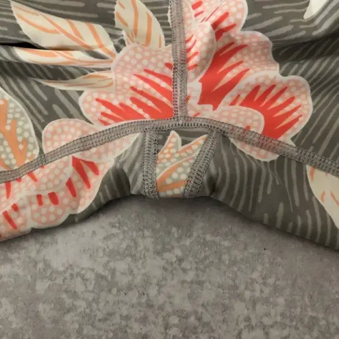 Aerie  Chill Play Move Gray and Floral Leggings