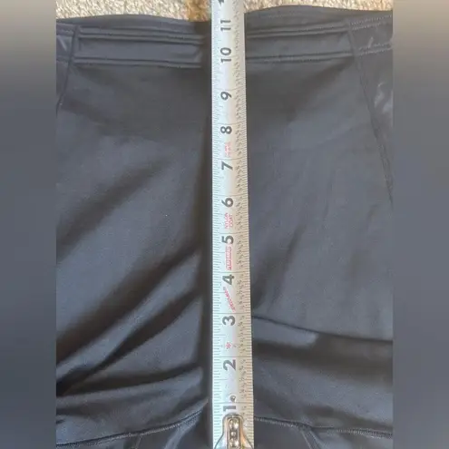 CW-X  Endurance Generator Insulator Joint & Muscle Support Compression Tight Med thumbnail 3