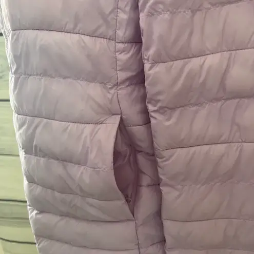 Old Navy Light Purple Lightweight Puffer Jacket - Image 3