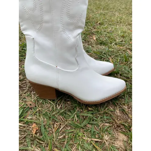 Tall White Western Cowgirl Boots 8.5 Coastal Rodeo Faux