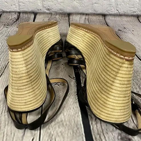 Kenneth Cole  Wedge Sandals Black Leather Straps Buckle - Two sizes R8.5 L9