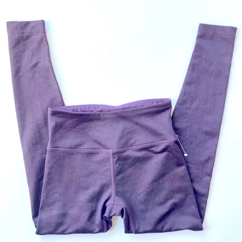 Mondetta Plum and Black Herringbone Leggings