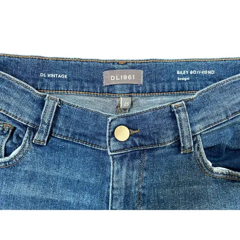 DL1961 Riley Boyfriend Straight Leg Raw Edge Hem - Waterfront Size 25