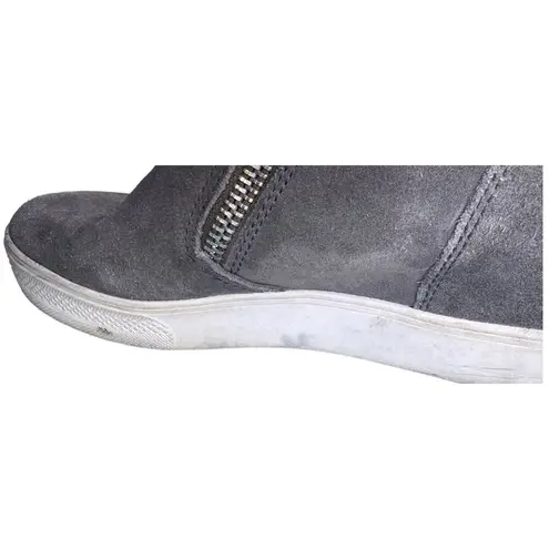 Steve Madden  Gray Suede Wedgie Platform Sneaker Boot Size 8