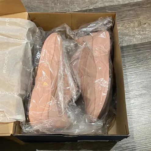 NWT Ladies Rockport Athletic Shoes Tuscan Color Orange Size undefined