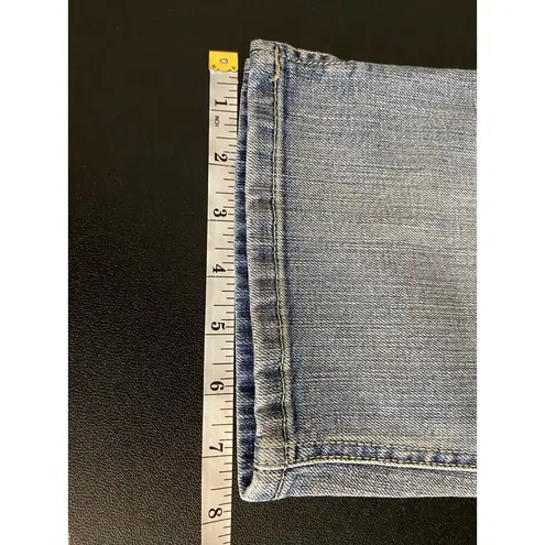 Chico's  1 Platinum Denim Capris Women M 8 Med Wash Mid Rise Pockets Stretch 30x20