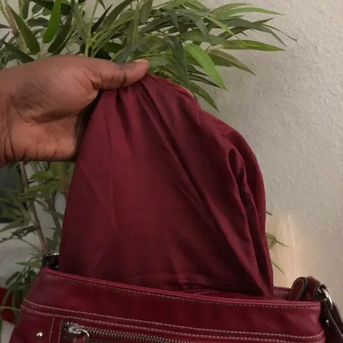 2000s Y2K Burgundy red leather shoulder hand bag purse zipper closure Measurements in pics