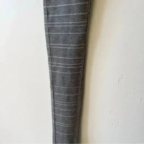 BLANQI SportSupport Maternity Hipster Seamed Leggings Dark Grey Size Small EUC Gray