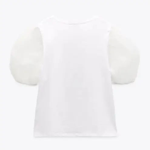 ZARA NEW  Printed Tshirt Puff Sleeves size M White