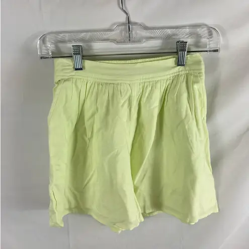 BP NWT . Easy Soft Woven Shorts In Green Limecream XS