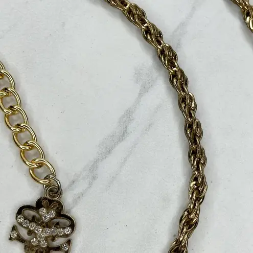 Gold Tone Chain Belt Rhinestone Charm Y2K Medium/Large (M/L) ✨