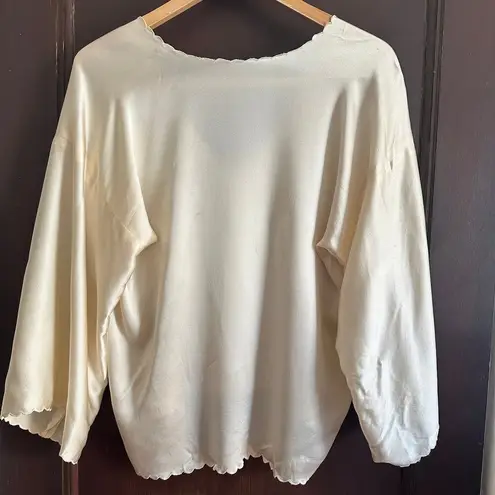 Oscar de la Renta | Cream Silk Scallop Edge Boxy wide Sleeve V Neck Blouse Sz 4