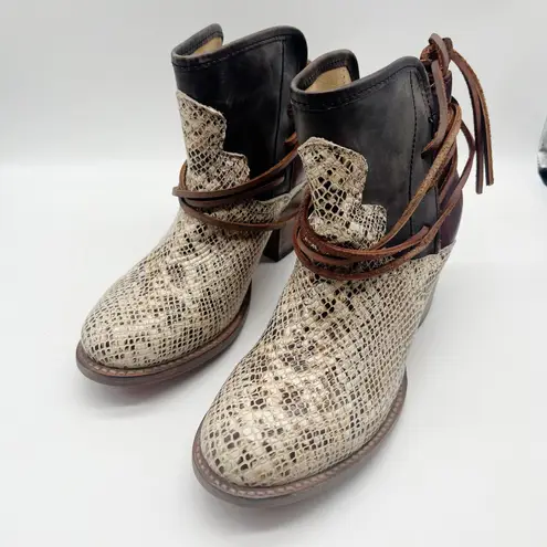 FREEBIRD by Steven Freebird Casey Snake Print Leather Lace Women's Boots Size US 9