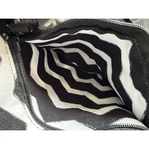 Thirty One Chevron Retro Metro Side Pockets Open Canvas Tote Shoulder Bag Black