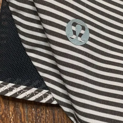 Lululemon Go The Distance Mini Pop Striped Mink Berry Heatherd Slate Shorts Sz 8