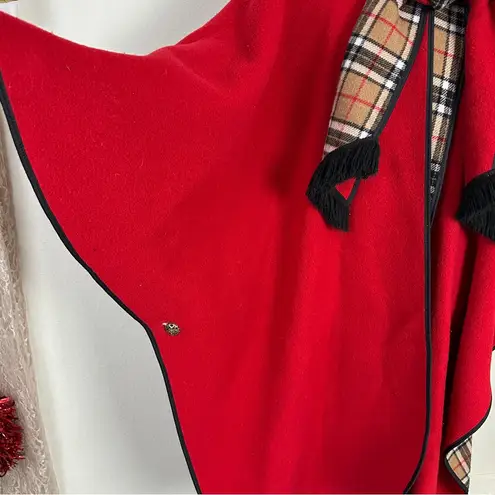 VINTAGE DAVID BARRY Red Reversible Wool Cape Size undefined