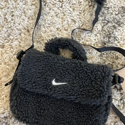 Nike NWT  NSW Faux Fur Crossbody Bag