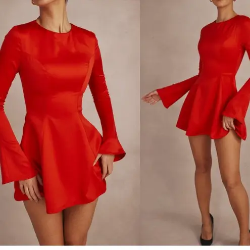 House Of CB NWOT  Sacha Red Bell Long Sleeves Satin Mini Dress sz L