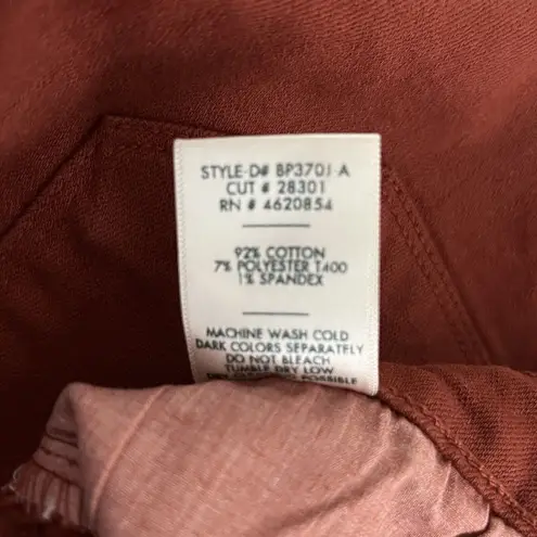 Just Black Denim Jeans Womens 0 24" Rust Orange Crop Demi Flare Casual Colorful