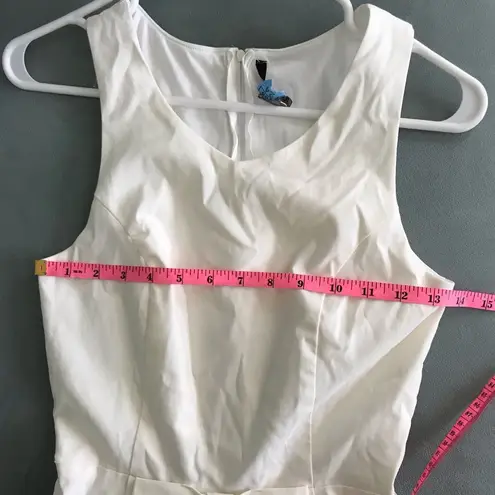 Lulu’s Off White Sleeveless v