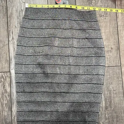 G by Guess NWT Metallic Silver Varina Bandage Skirt Small