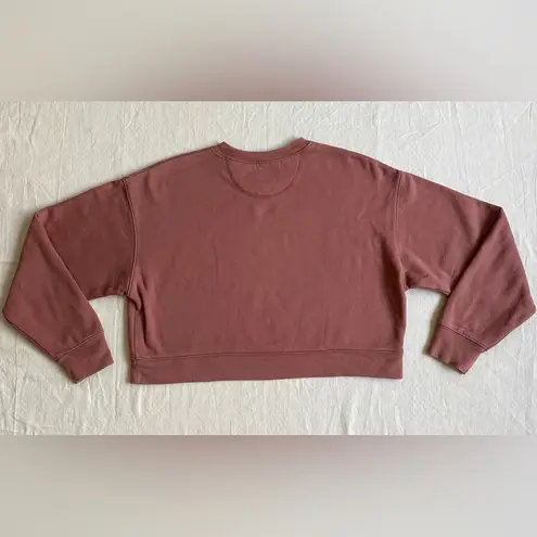 Girlfriend Collective Girlfrind Collective 50/50 Cropped Sweatshirt Pullover in Mauve Size Medium
