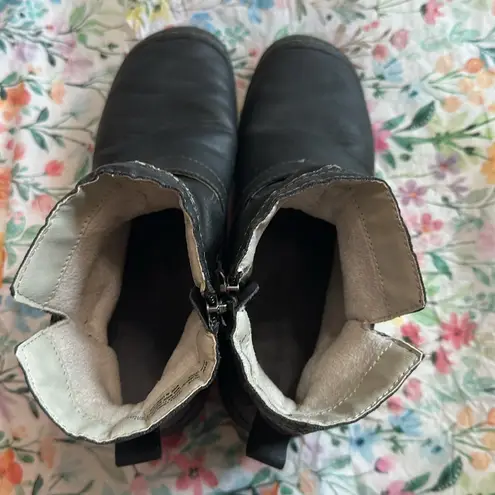 Jbu “Ellie” Black Scrunch Ankle Boots with Buckle, Sz 9 (Wide)