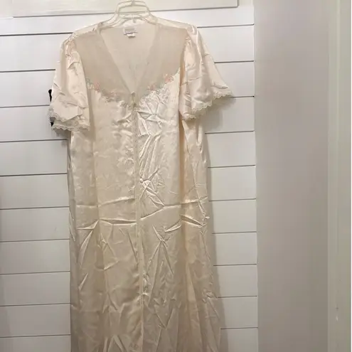 Barbizon Vintage Pale Cream Floral Embroidered Elegant Lace Trim Long Robe 1X