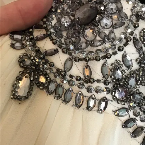 Marchesa Notte Silk Dress Embellished Beaded Neck bridal engagement wedding Size 10