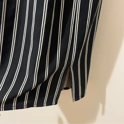 Suzy Shier  Black Long Sleeved Blouson Dress White Stripes W/ Pockets Size Medium